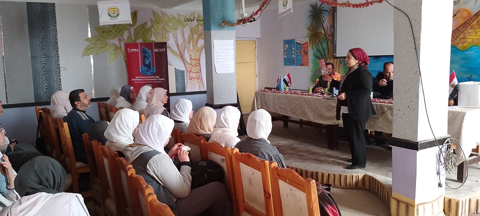 ندوة توعية من الجهاز القومي لتنظيم الاتصالات في مدرسة قلين بكفر الشيخ